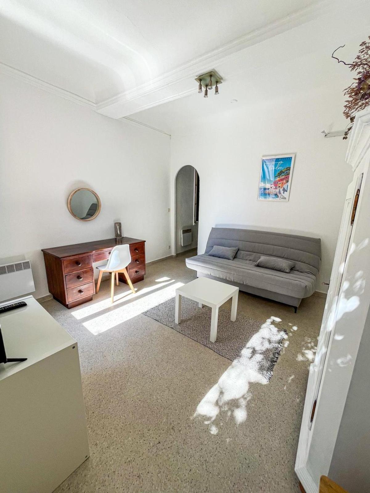 Appartement Lumineux En Centre Toulon